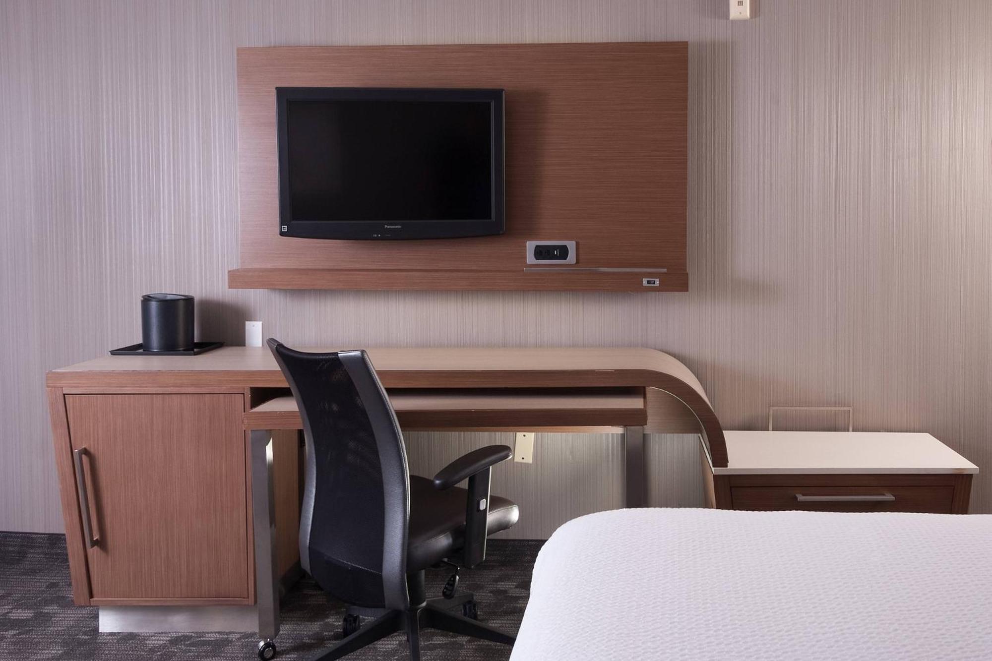Courtyard Greenville-Spartanburg Airport Ngoại thất bức ảnh