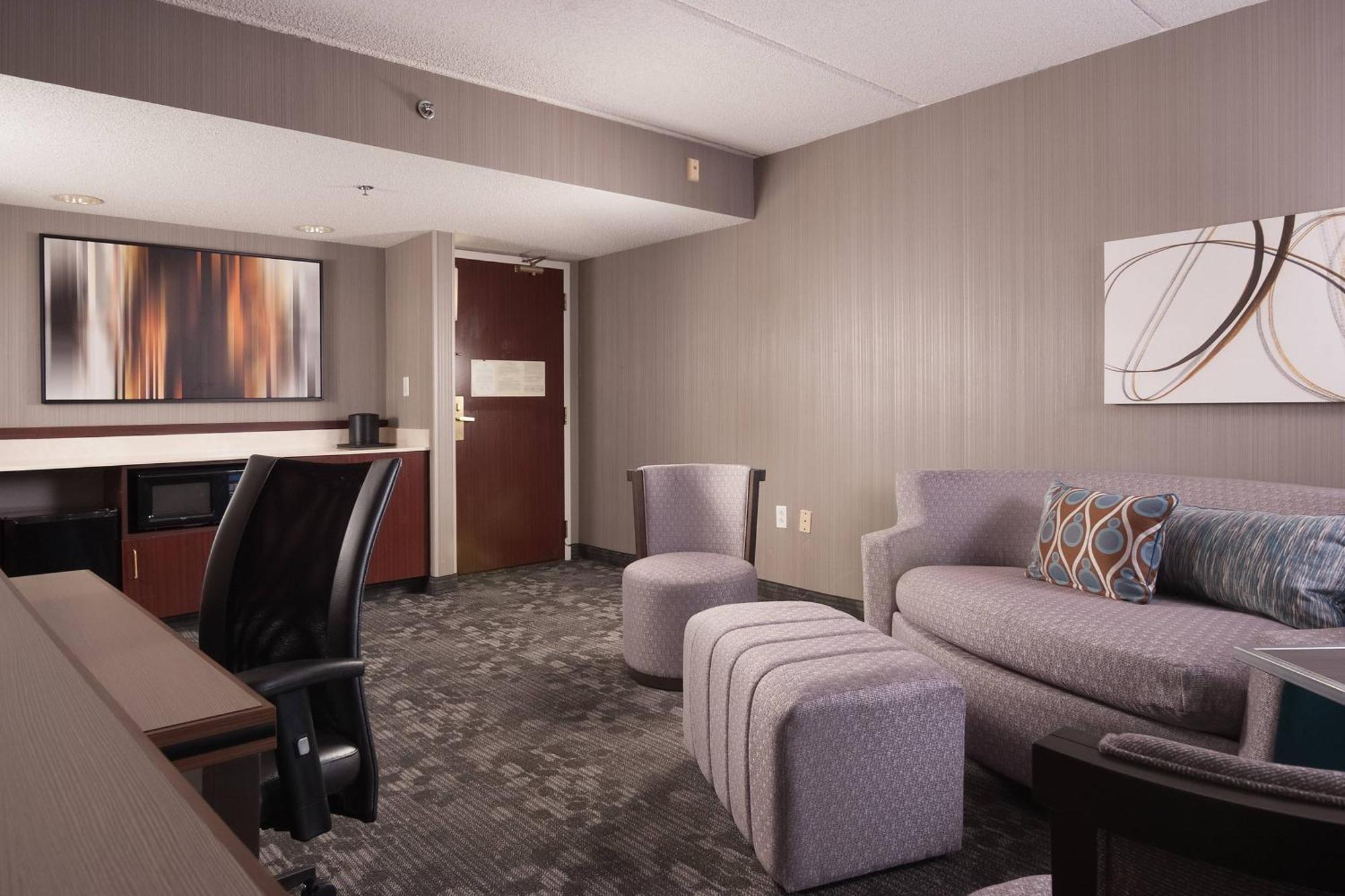 Courtyard Greenville-Spartanburg Airport Ngoại thất bức ảnh