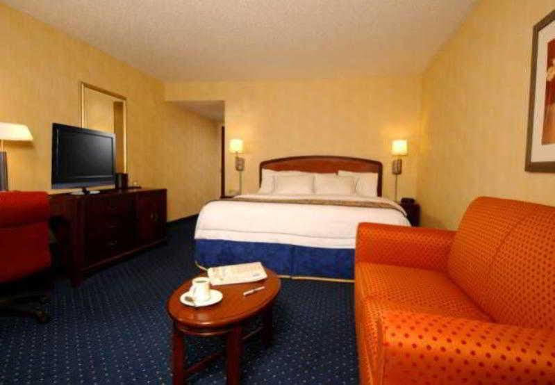 Courtyard Greenville-Spartanburg Airport Ngoại thất bức ảnh
